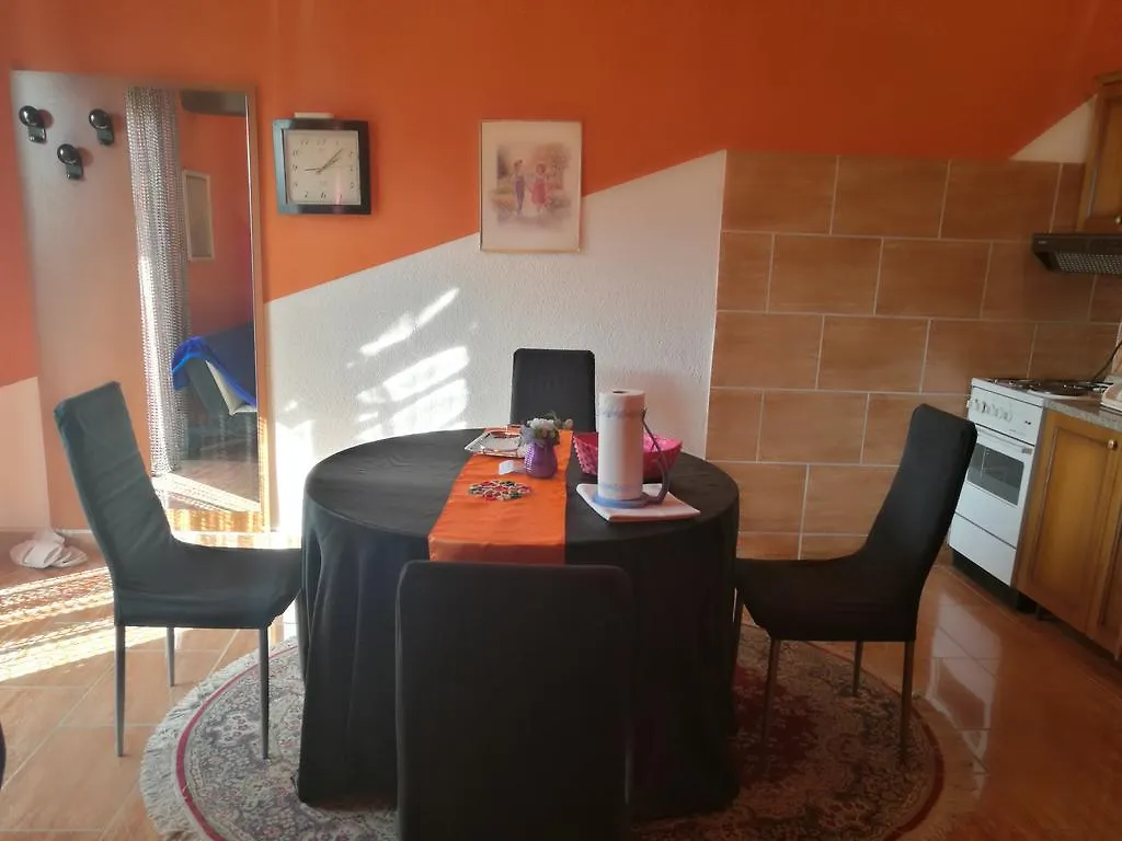 Odvojak Apartments Crikvenica 0*,