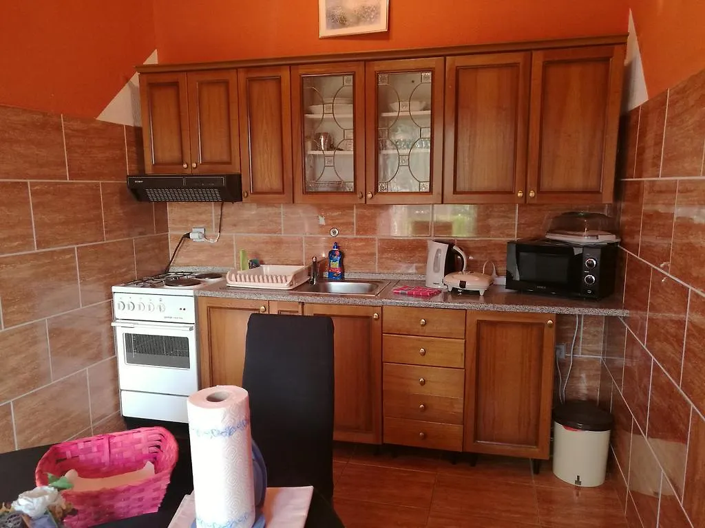 Odvojak Apartments Crikvenica 0*,