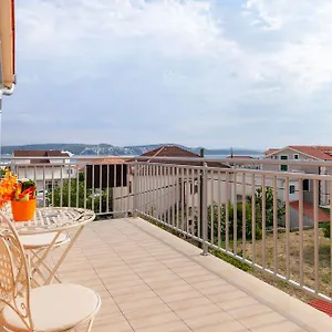 apartments-da-trogir.splithotels.org/